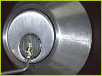Expert Locksmith Services Jacksonville, FL 904-531-3235 - 7-broken-key